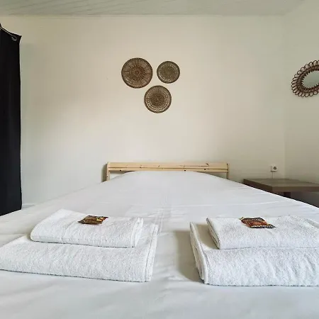 Le Cernay, Cosy Proche Centre-ville Lejlighed *