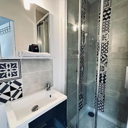 Le Cernay, Cosy Proche Centre-ville Apartman *